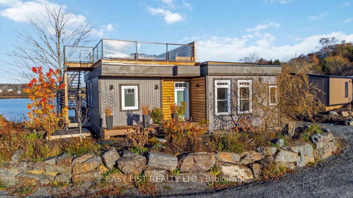 693 Mason Beach Road, #3