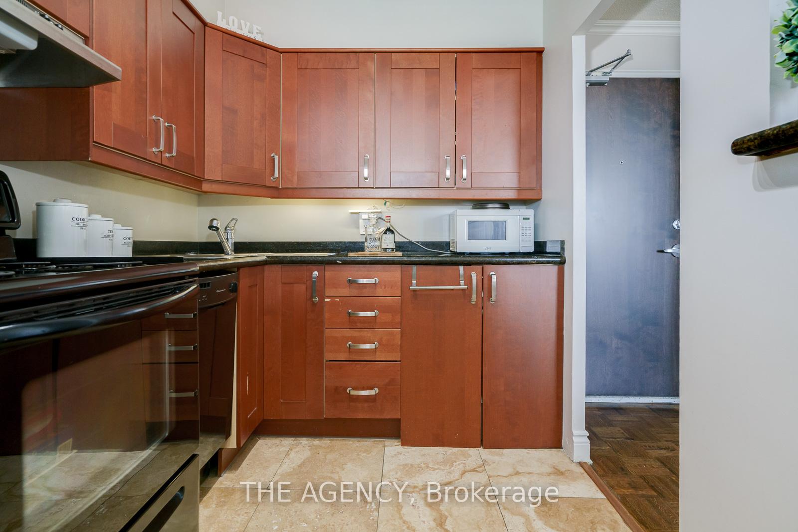 2 Bedrooms Co-op at 5949 Yonge, Toronto For sale