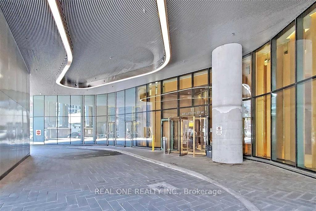 2 Bedrooms Condo at 11 Wellesley, Toronto For sale
