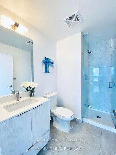3 Bedrooms Condo at 36 Forest Manor,  Toronto For sale