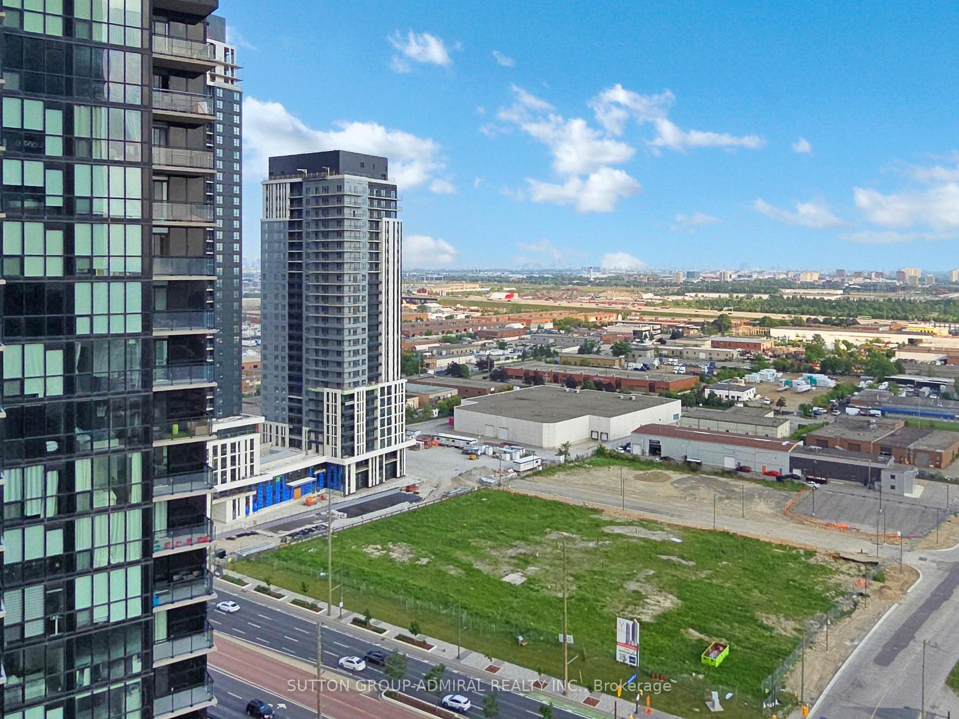 2 Bedrooms Condo at 2920 Hwy 7, Vaughan For sale