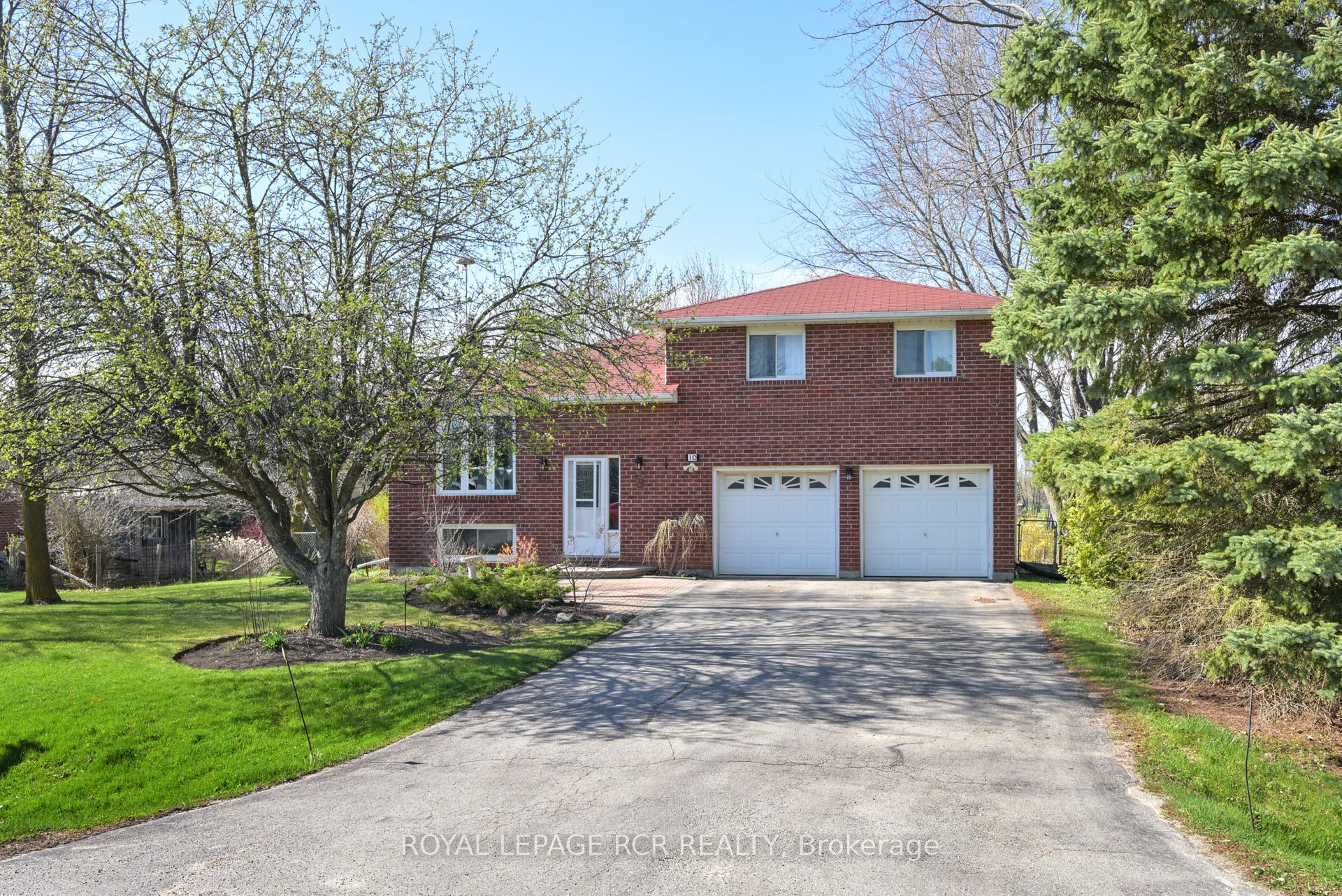 10 Joseph Street, Adjala-Tosorontio, ON L0G 1L0
