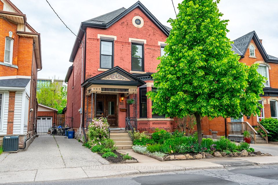 52 Barton
