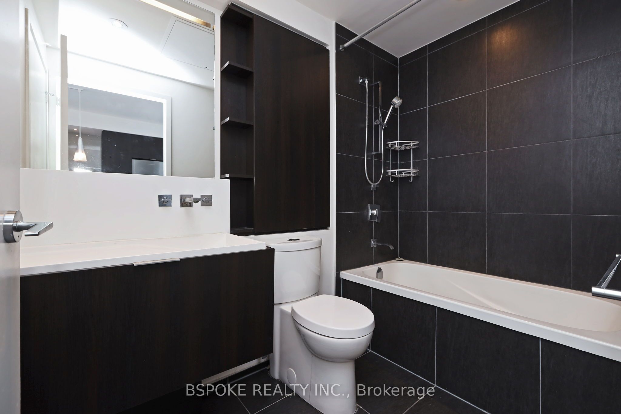 101 Charles Street E, #4402