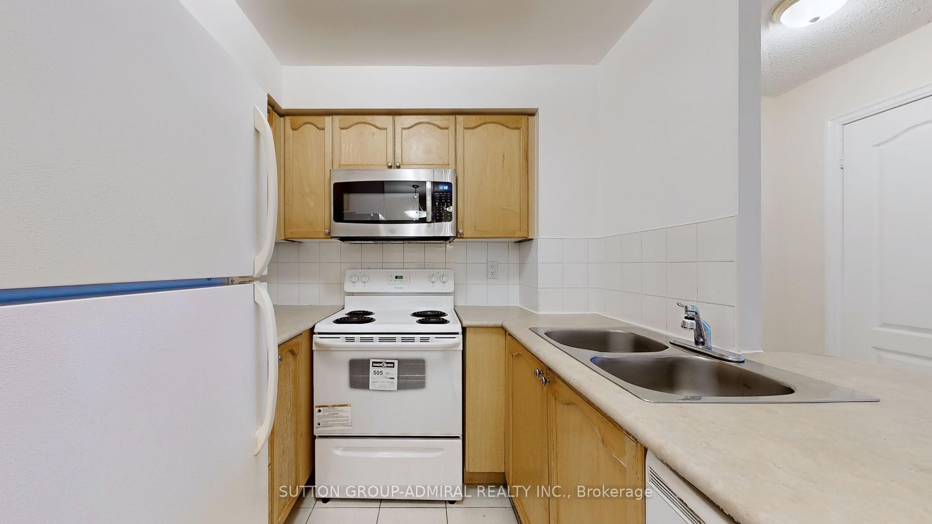 1 Bedroom Condo at 21 Hillcrest, Toronto For sale