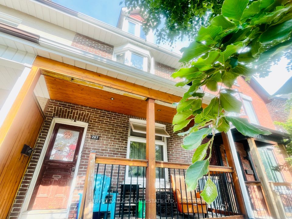 267 St Helens Avenue