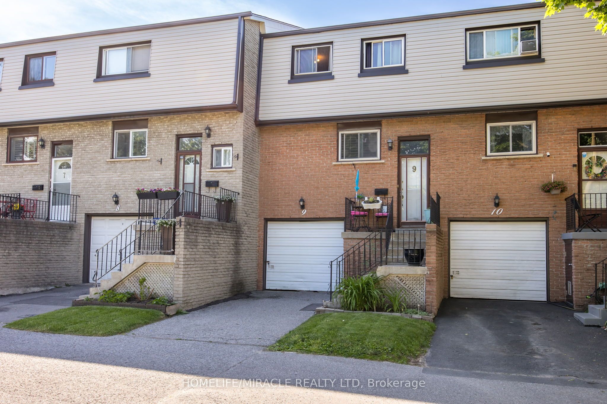 1945 Denmar Road N, #9