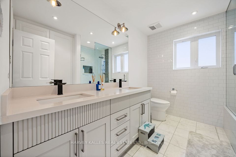 39 Carmichael Avenue