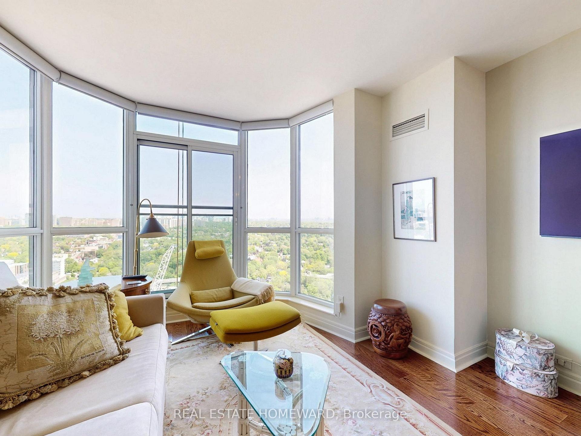 2 Bedrooms Condo at 8 Park, Toronto For sale