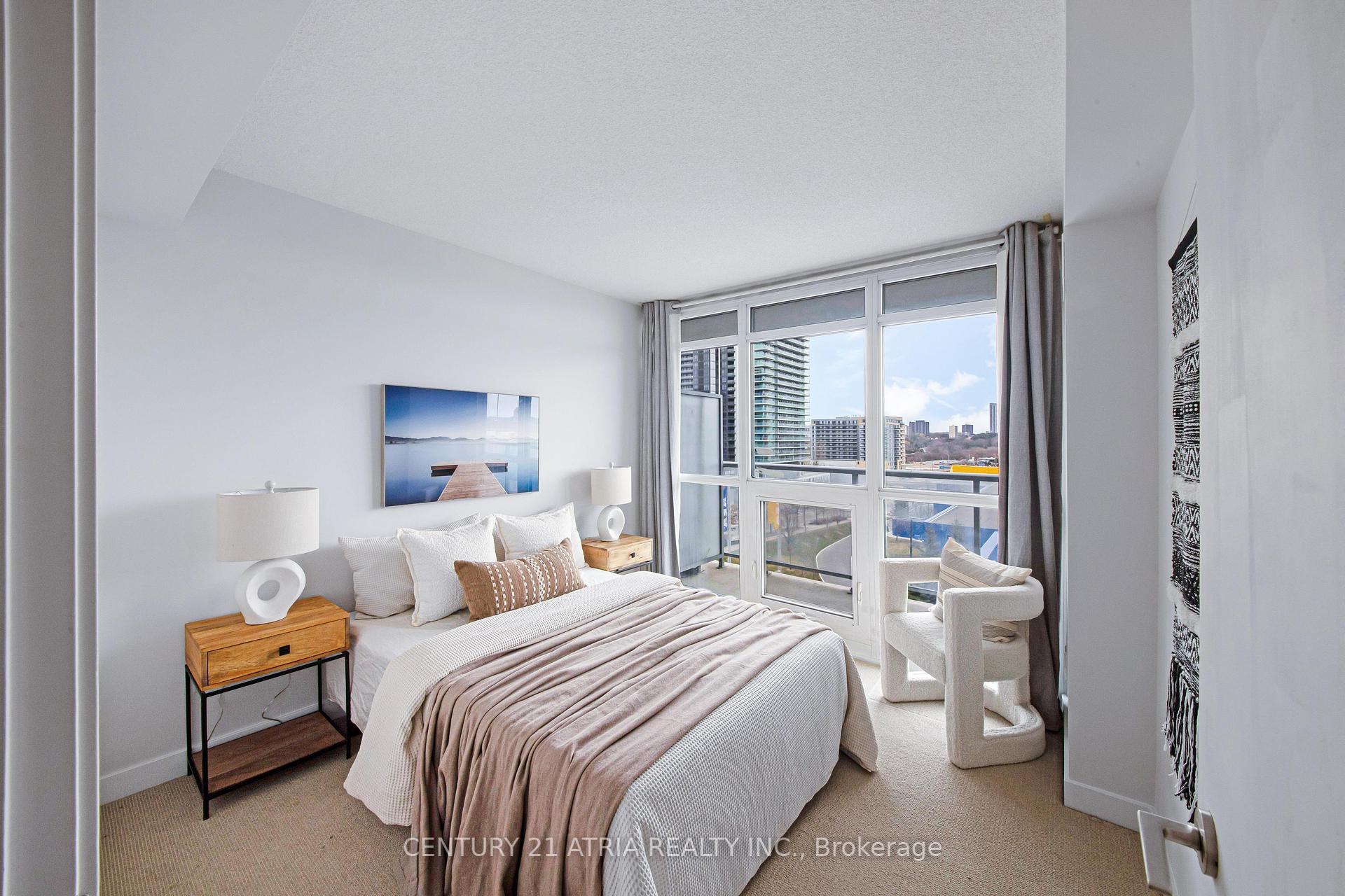 2 Bedrooms Condo at 121 Mcmahon, Toronto For sale