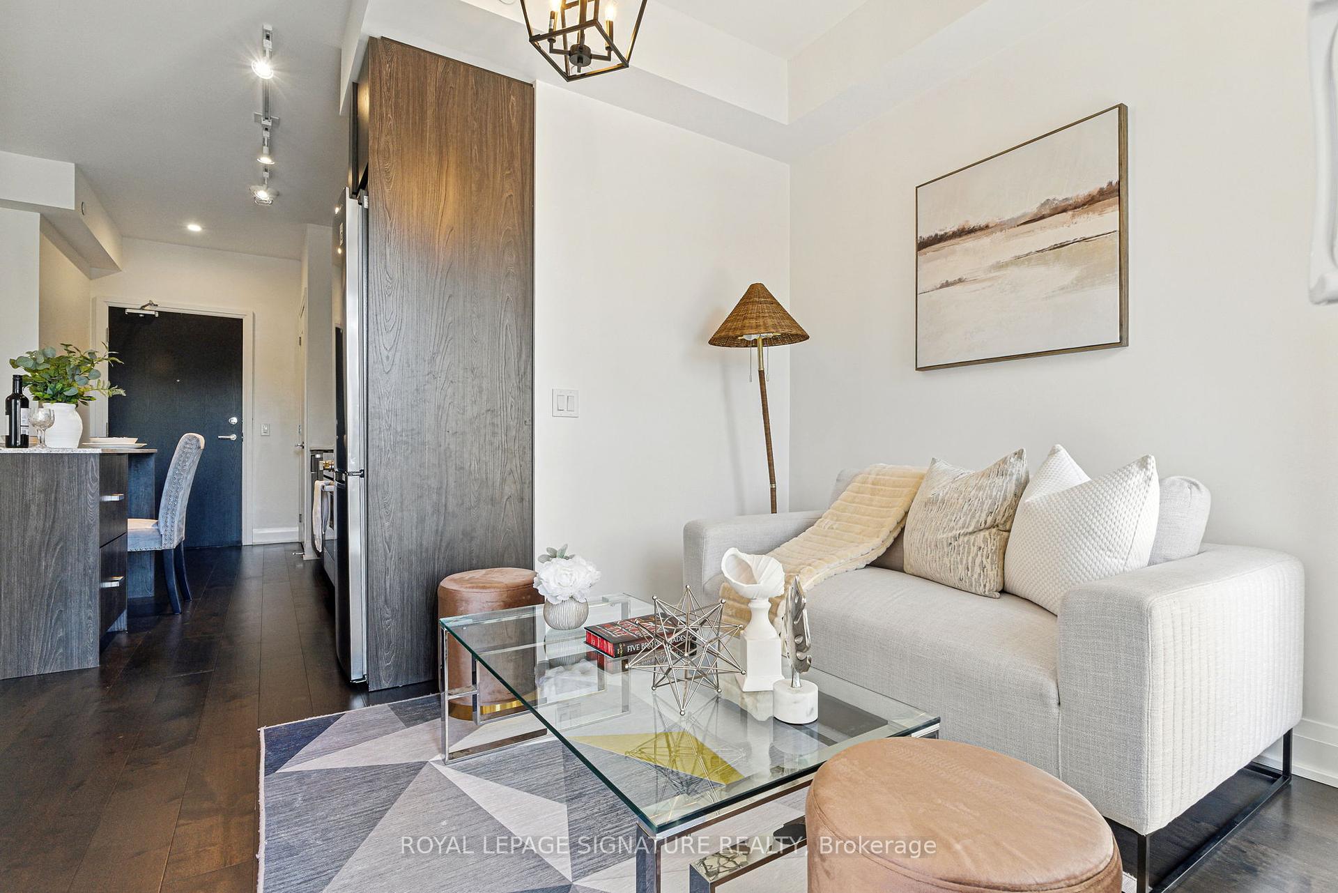 1 Bedroom Condo at 293 The Kingsway, Toronto For sale