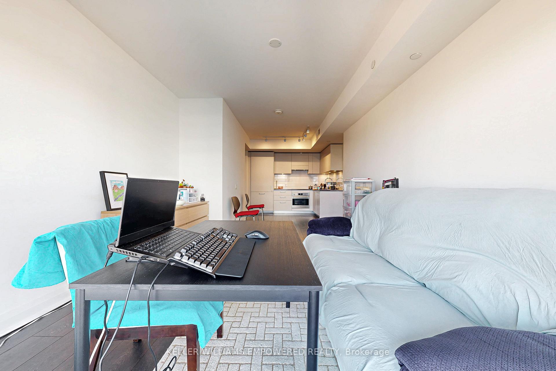 1 Bedroom Condo at 33 Frederick Todd, Toronto For sale