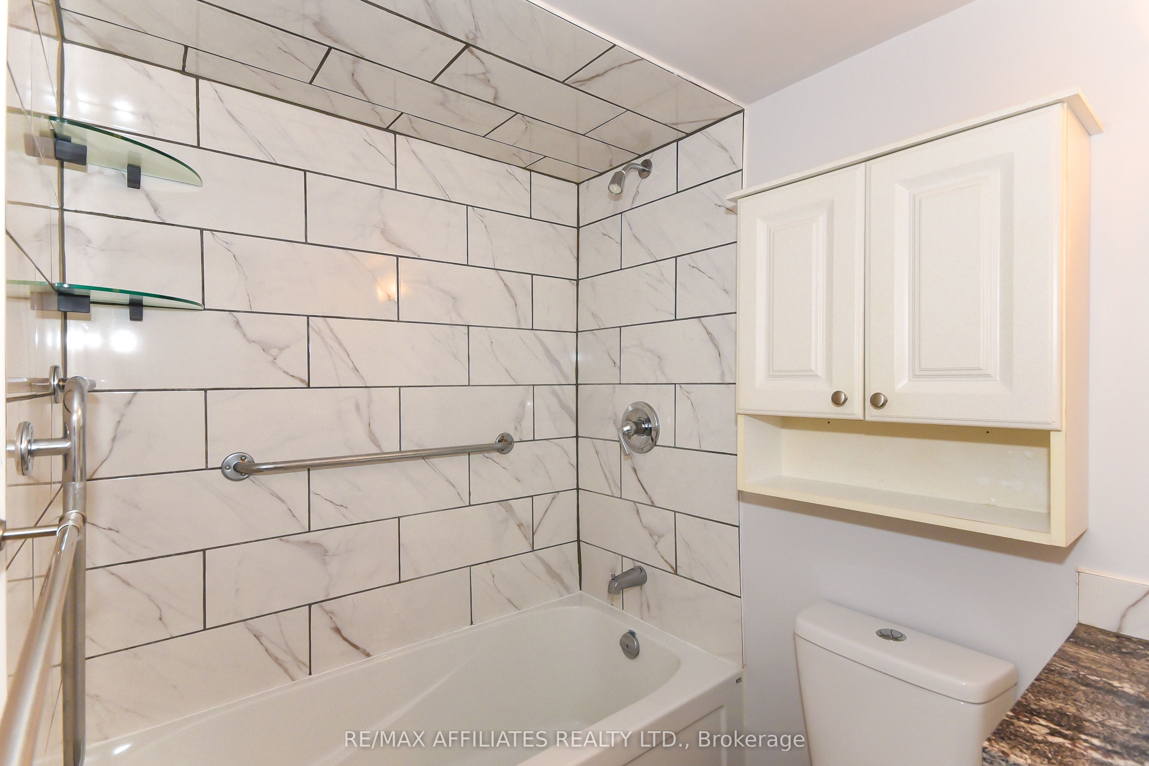 2400 Virginia Drive W, #305