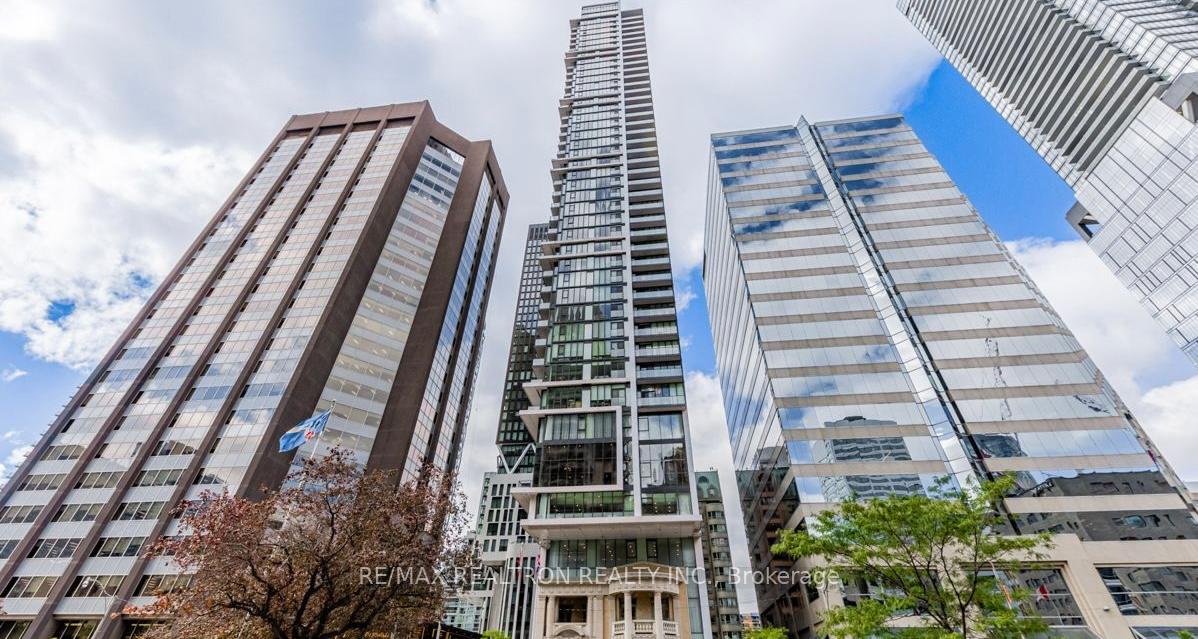 1 Bedroom Condo at 426 University, Toronto For sale