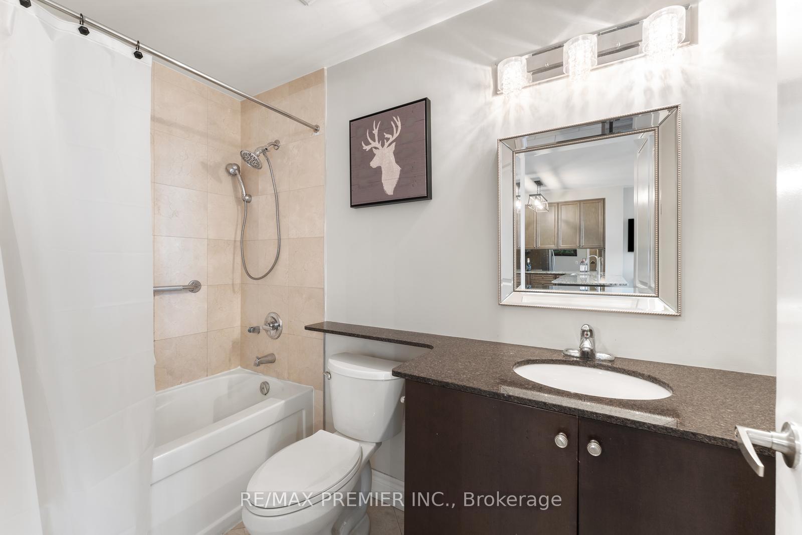 2 Bedrooms Condo at 9235 Jane,  Vaughan For sale