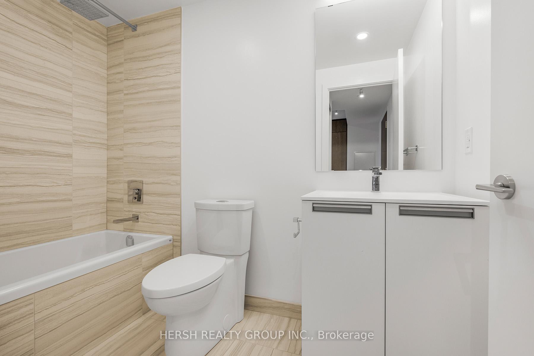 2 Bedrooms Condo at 160 Kingsway,  Toronto For sale