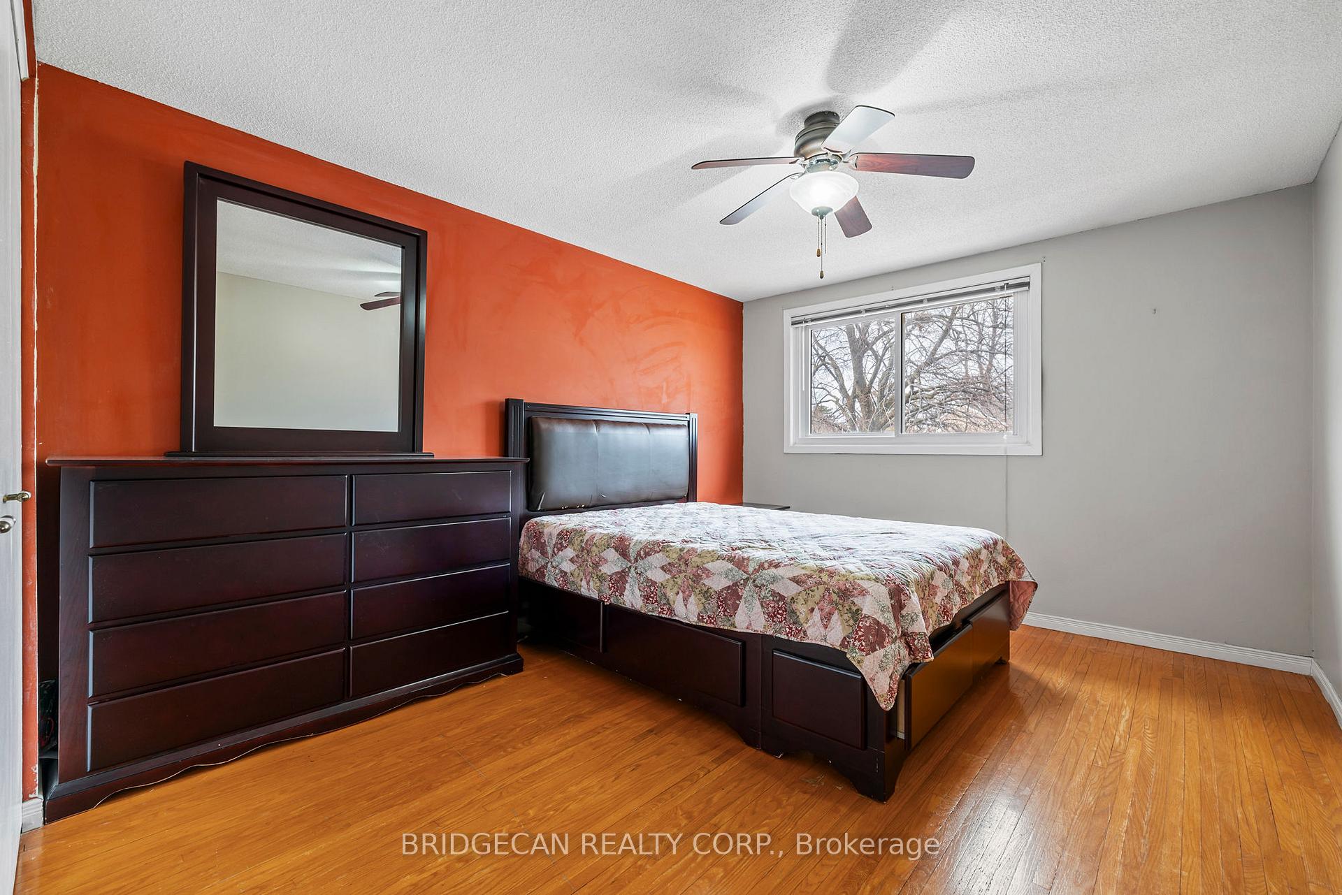 3 Bedrooms Condo at 151 Gateshead,  Hamilton For sale