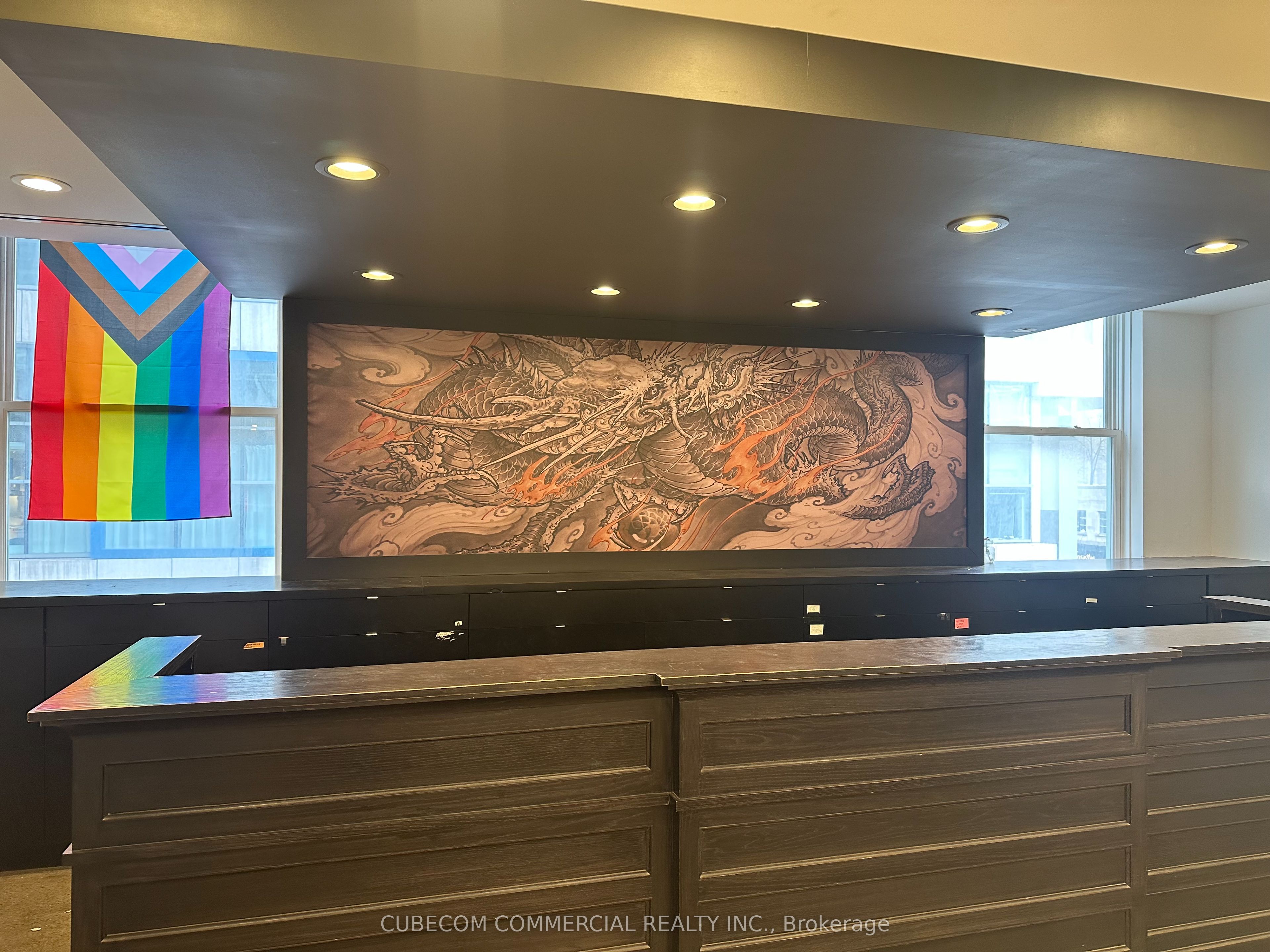 378 Yonge Street, #2nd Floor