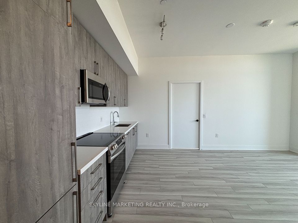 2450 Old Bronte
