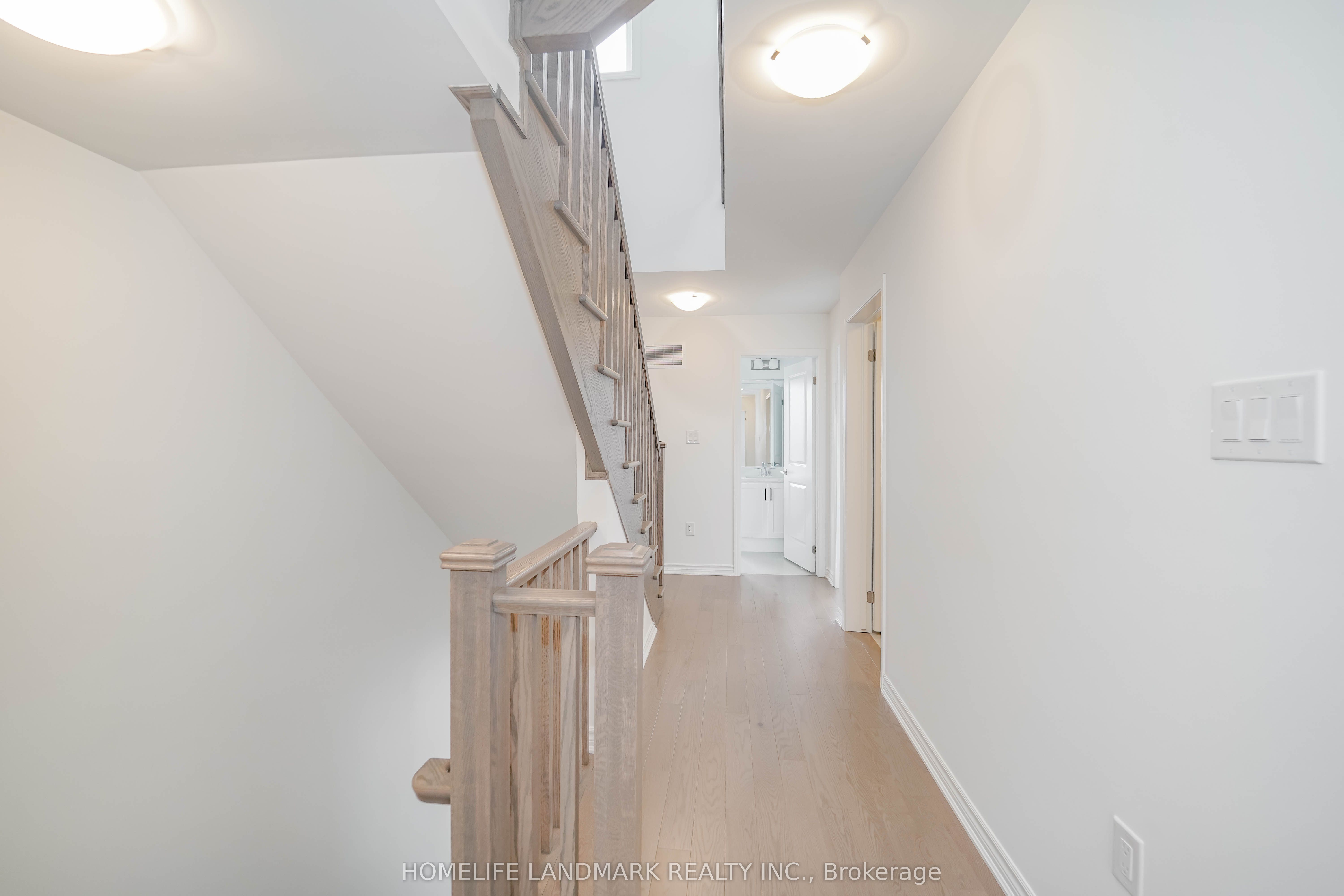 5 Wisla Avenue