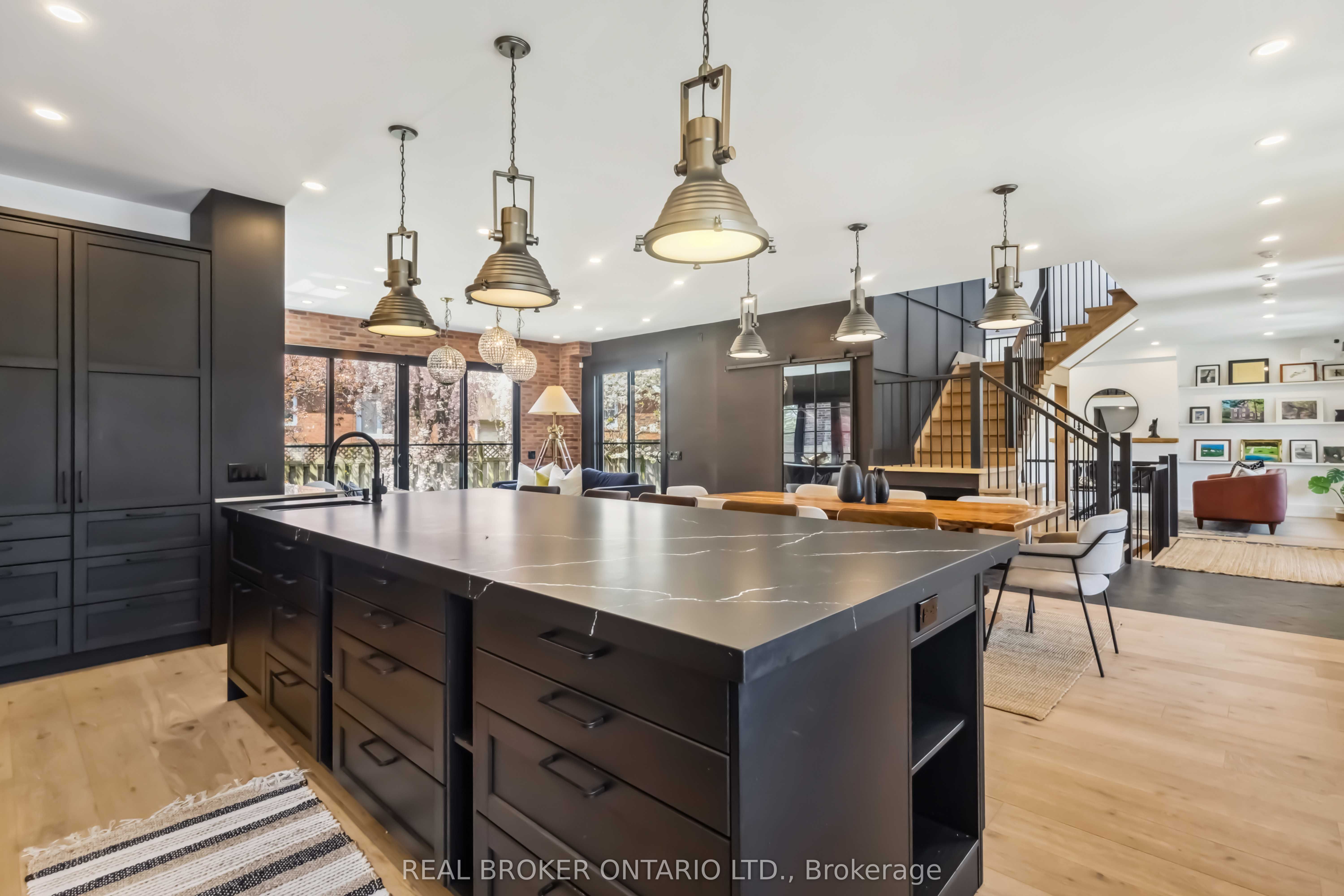 44 Hunt Club Drive