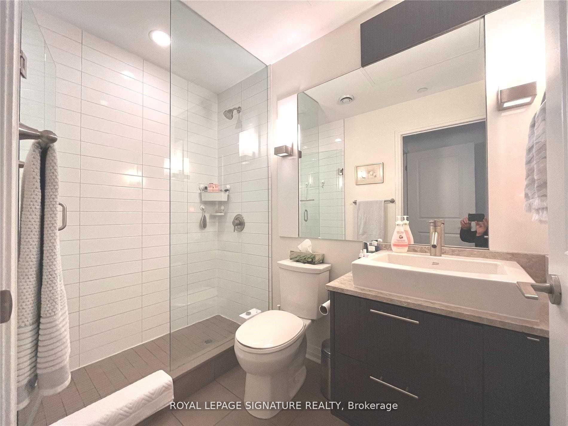 8 Mercer Street, #211