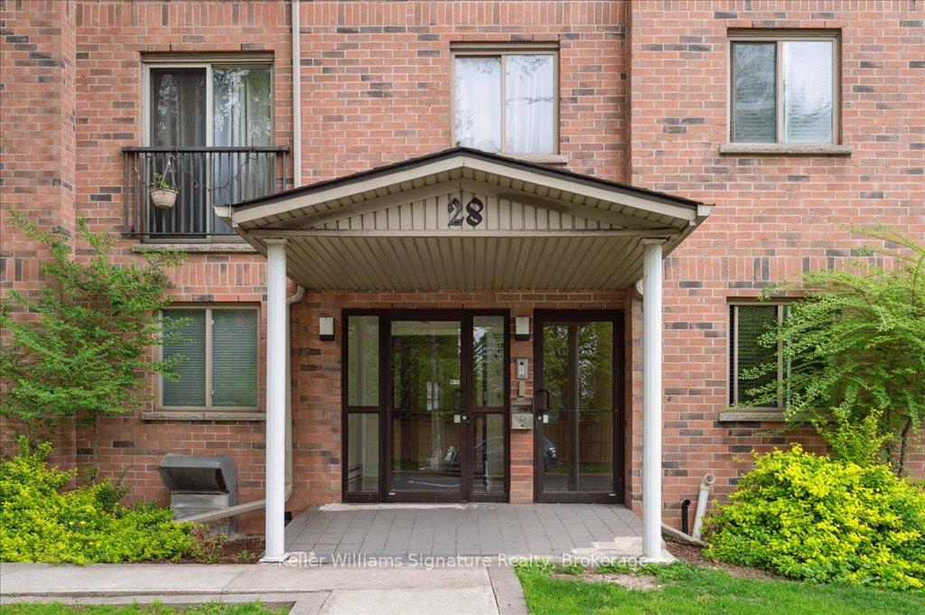 1 Bedroom Condo at 28 Victoria, Hamilton For sale