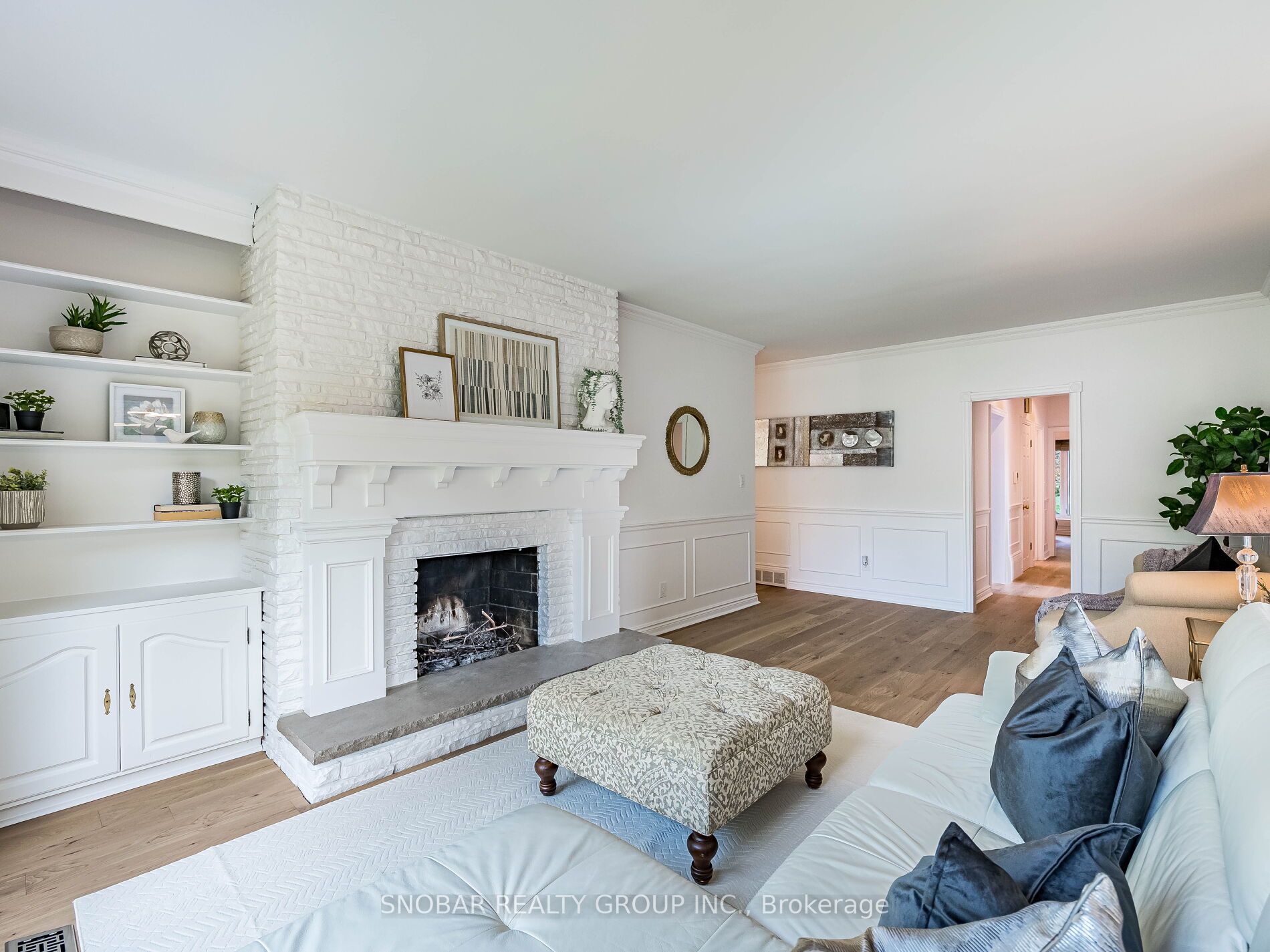 3208 Flynn Crescent
