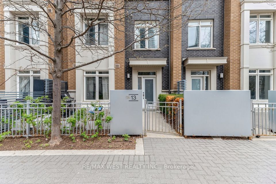 370 Square One