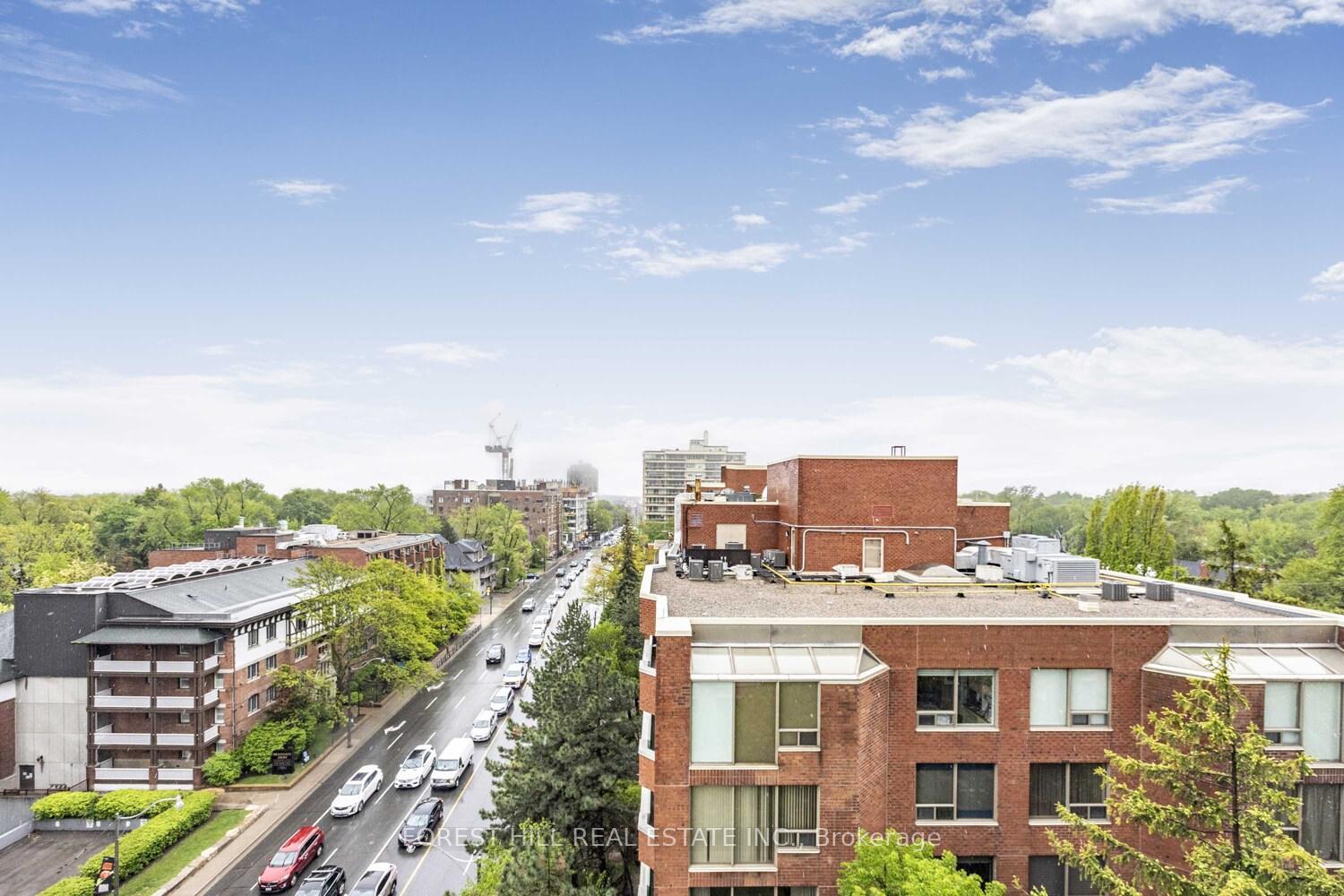 2 Bedrooms Condo at 155 St Clair, Toronto For sale