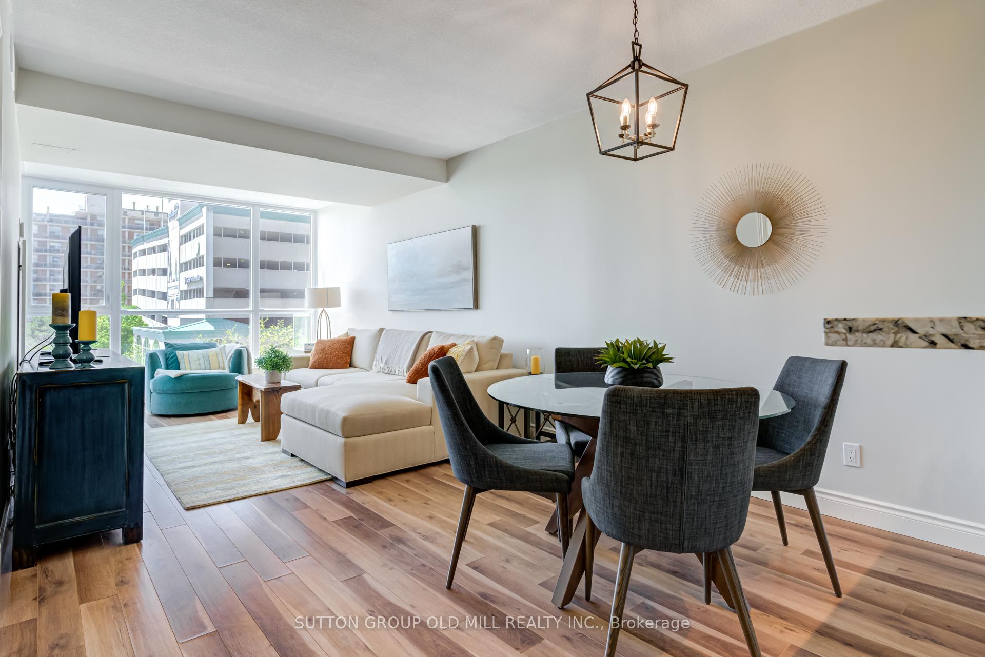 1 Bedroom Condo at 415 Locust, Burlington For sale