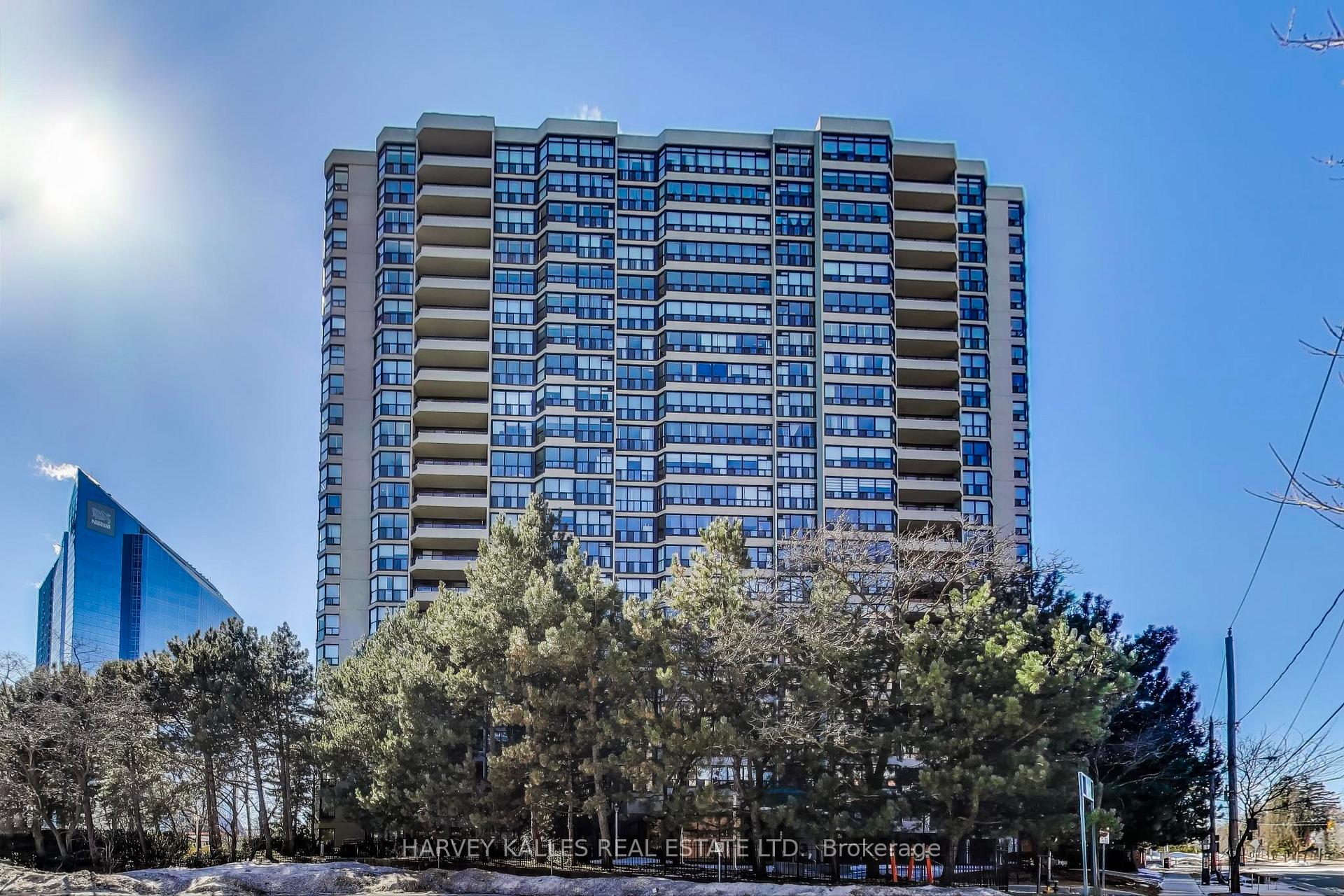 2 Bedrooms Condo at 33 Elmhurst, Toronto For sale