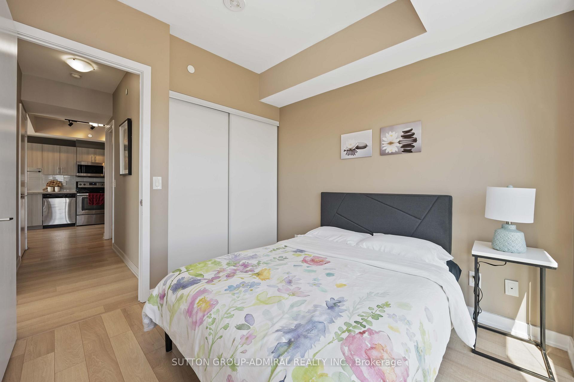 2 Bedrooms Condo at 16 MCADAM, Toronto For sale