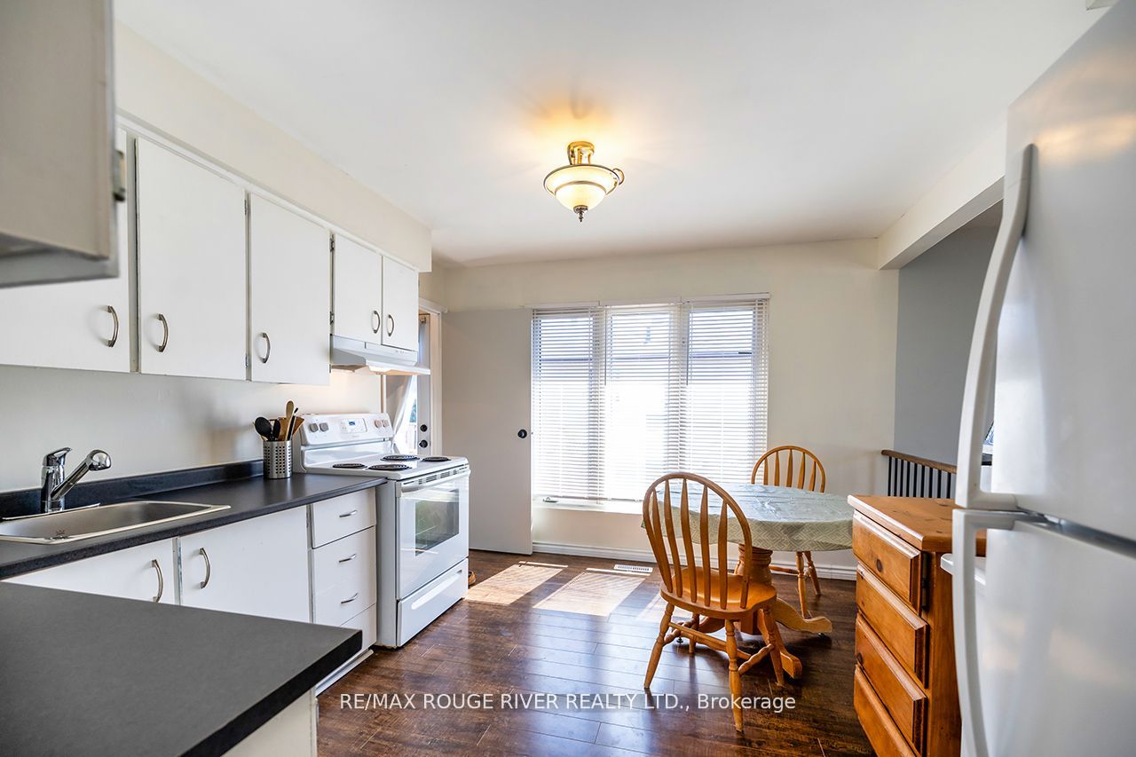 1367 Everglades Drive, Oshawa, ON L1K 1J7