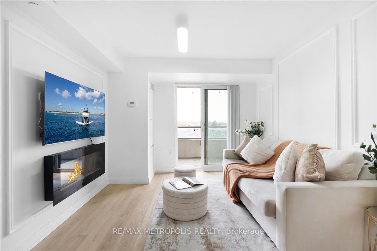 1346 Danforth Road, #506