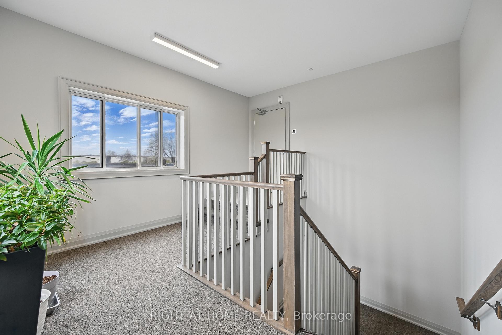 1 Bedroom Condo at 257 Millen, Hamilton For sale