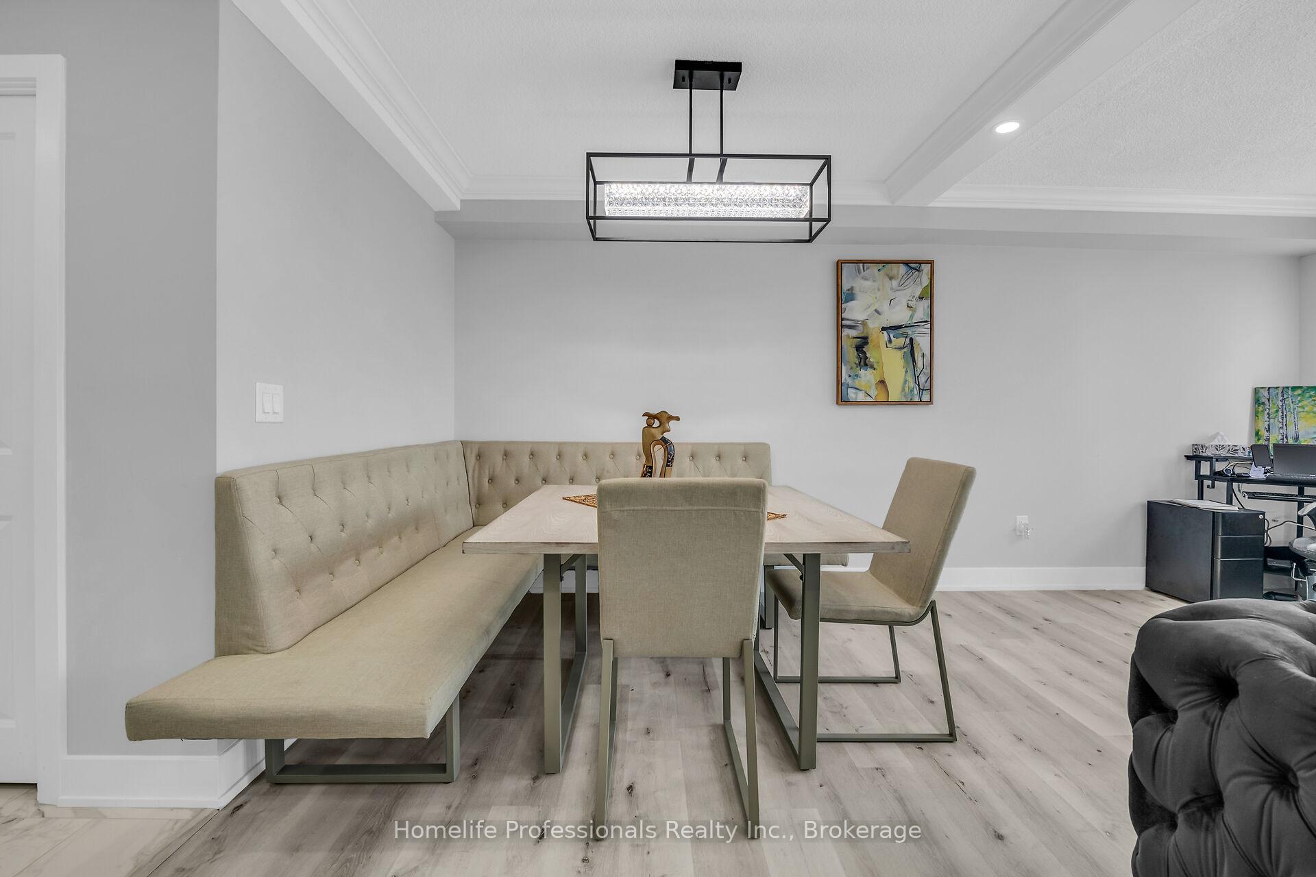 2 Bedrooms Condo at 120 Duke,  Hamilton For sale