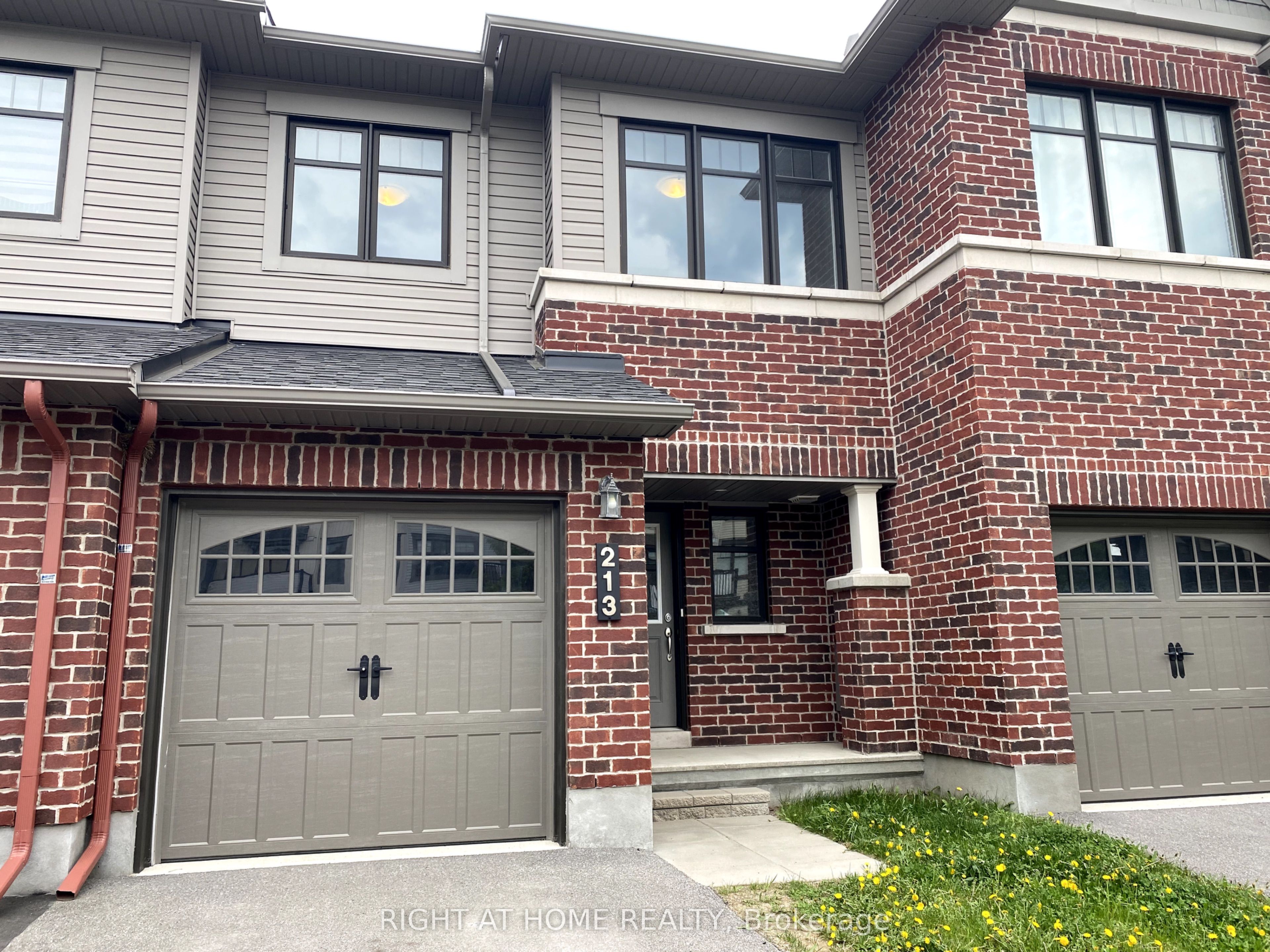 213 HALYARD Way, Kanata, ON K2T 0L2