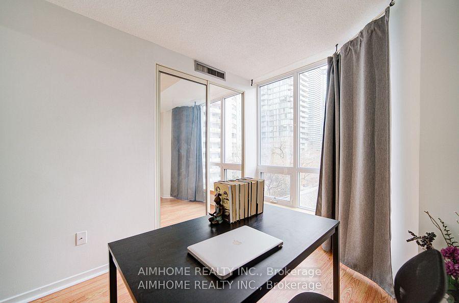 1 Bedroom Condo at 1055 Bay, Toronto For sale