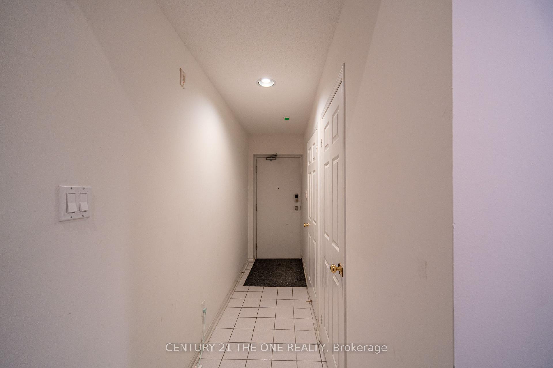4 Bedrooms Condo at 28 Rosebank, Toronto For sale