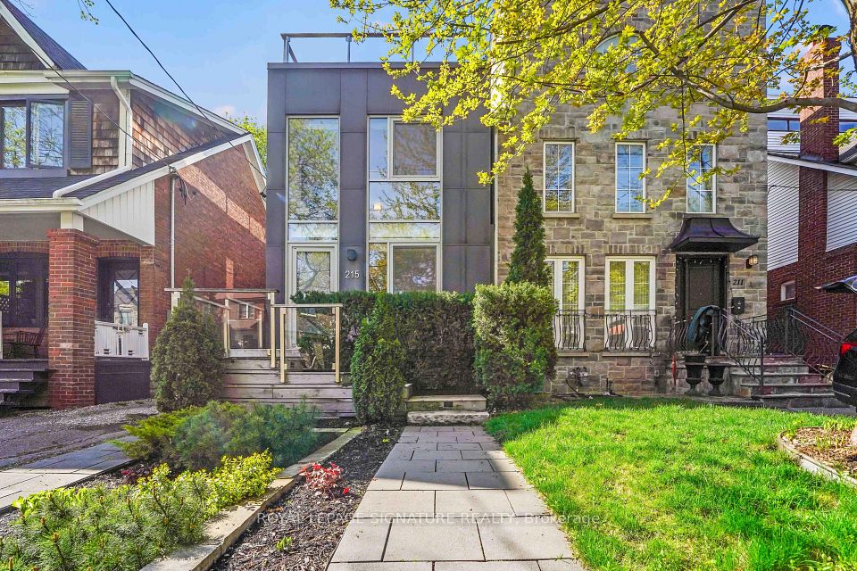 215 Bowood