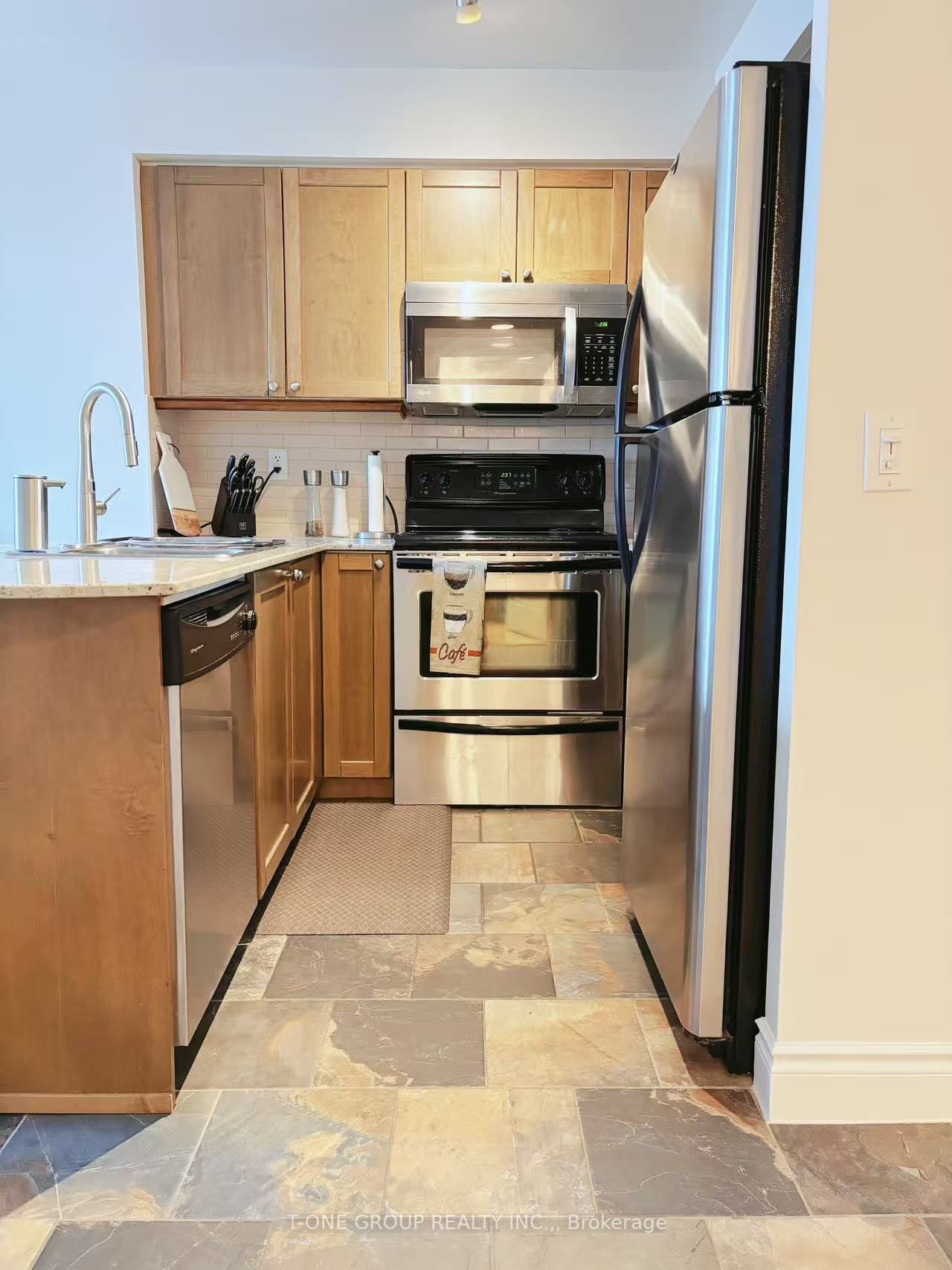 763 Bay Street, #3209