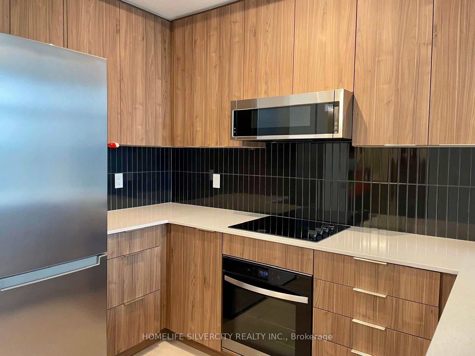 2 Bedrooms Condo at 2501 Saw Whet,  Oakville For sale