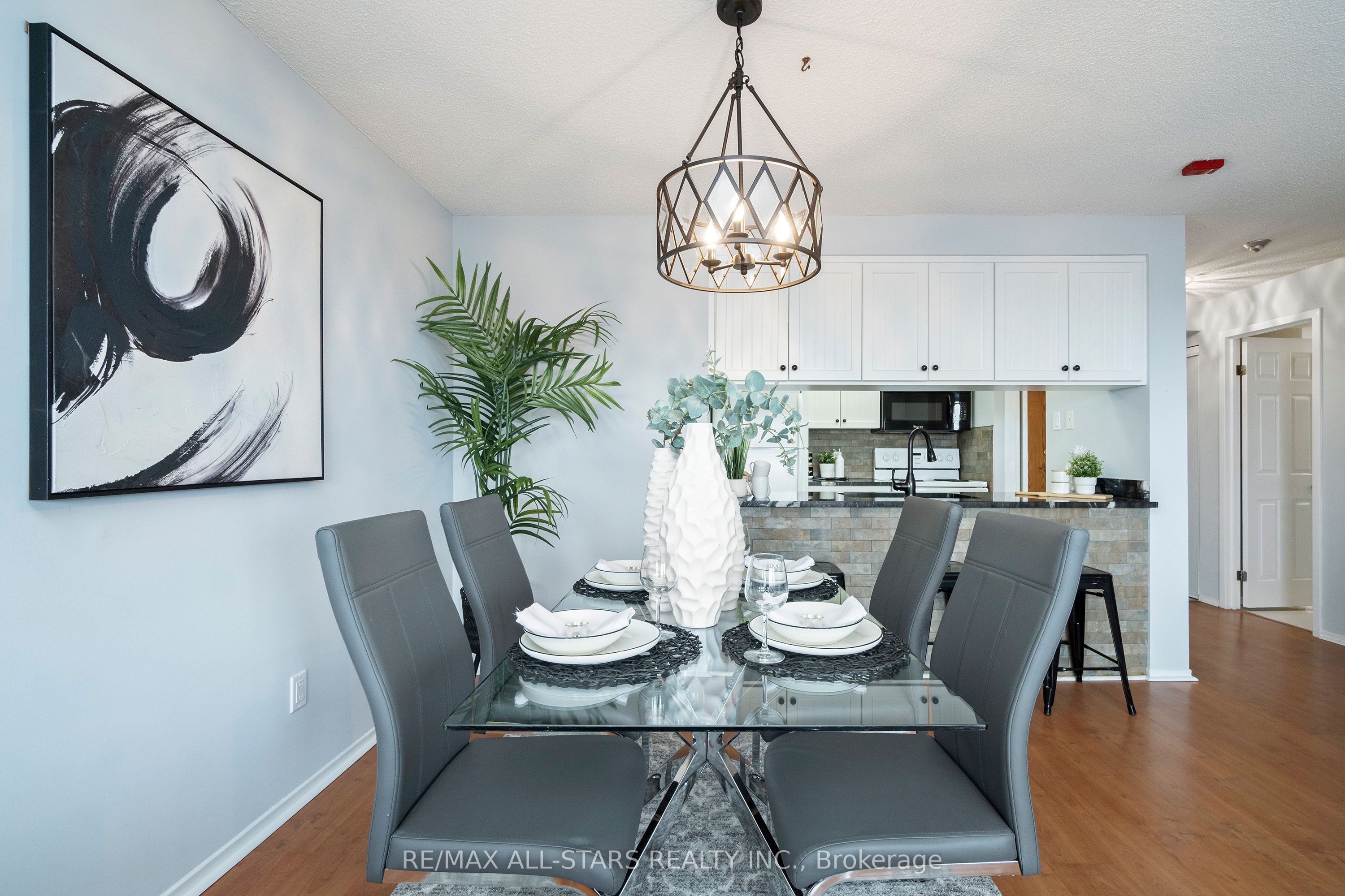 2 Raymerville Drive, #512