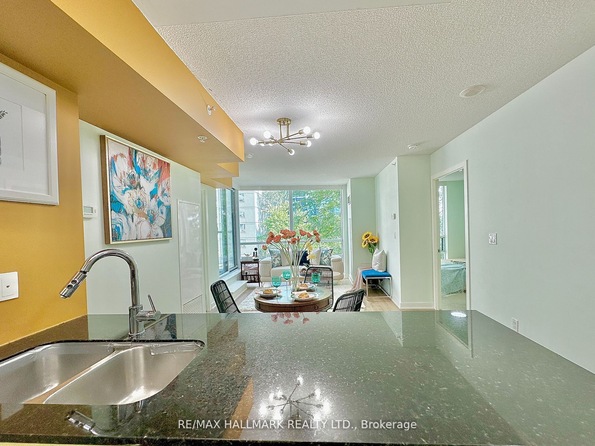 5740 Yonge Street #207, Toronto C07 Newtonbrook West
