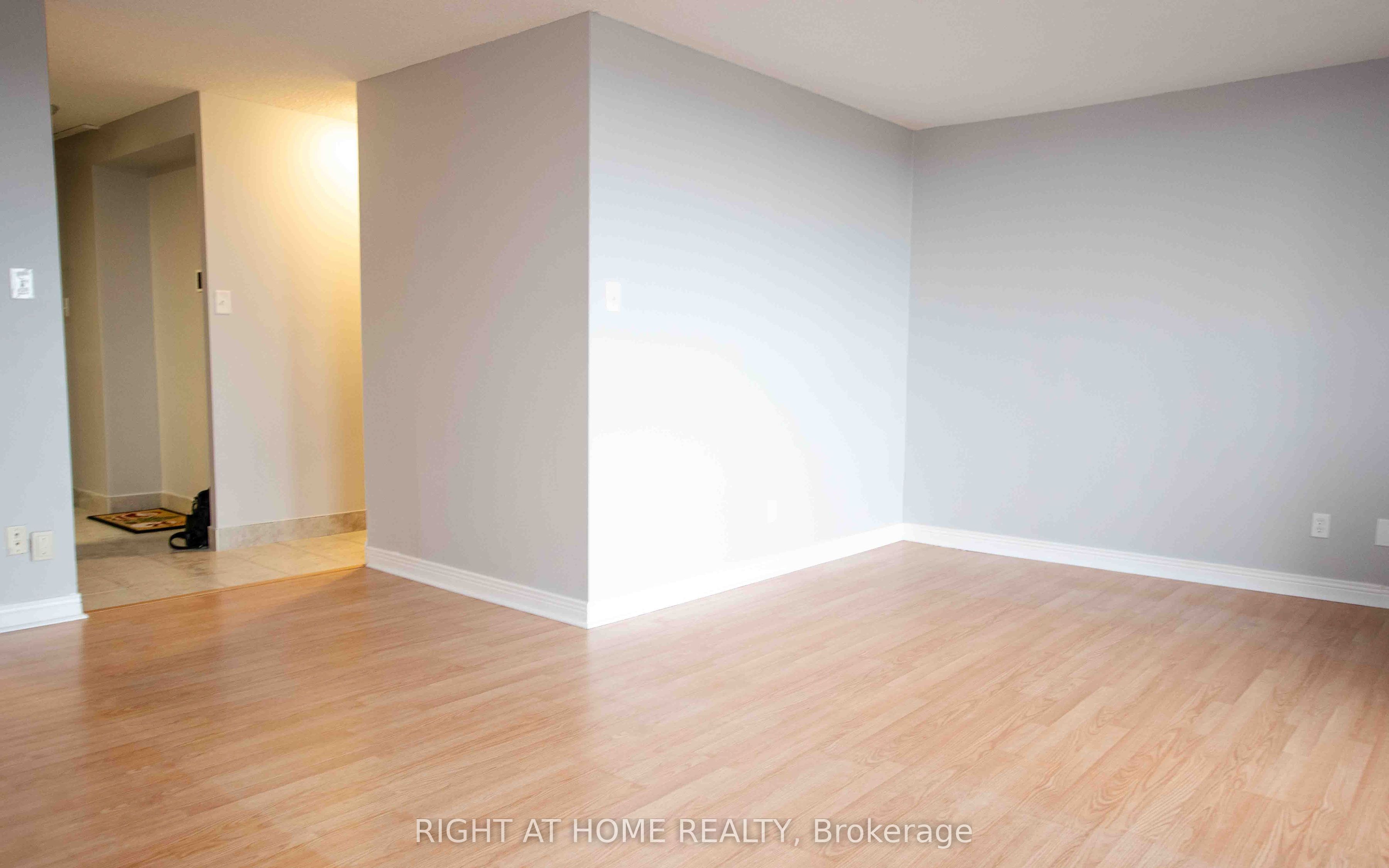 2020 JASMINE Crescent, #704