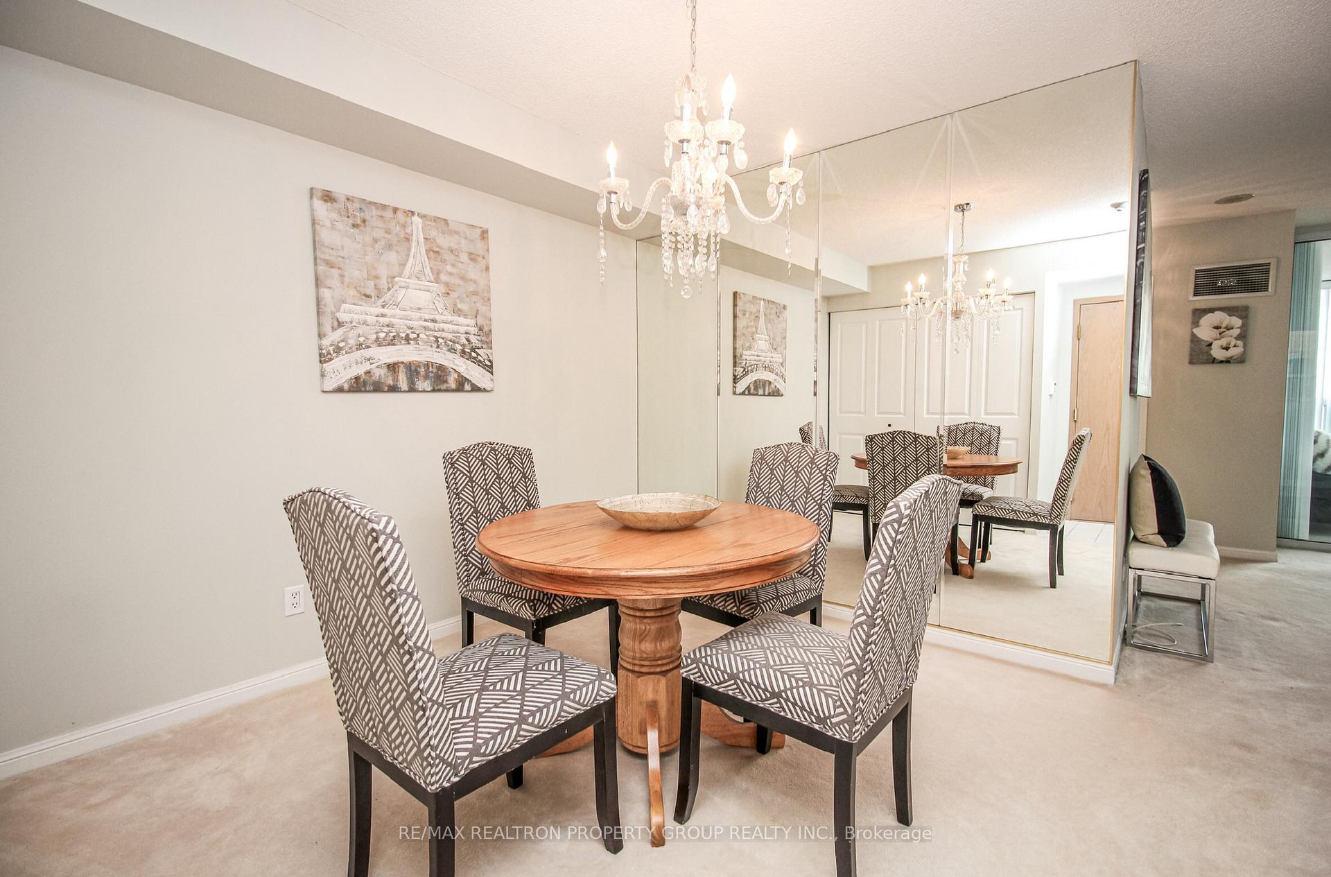2 Bedrooms Condo at 88 Corporate, Toronto For sale