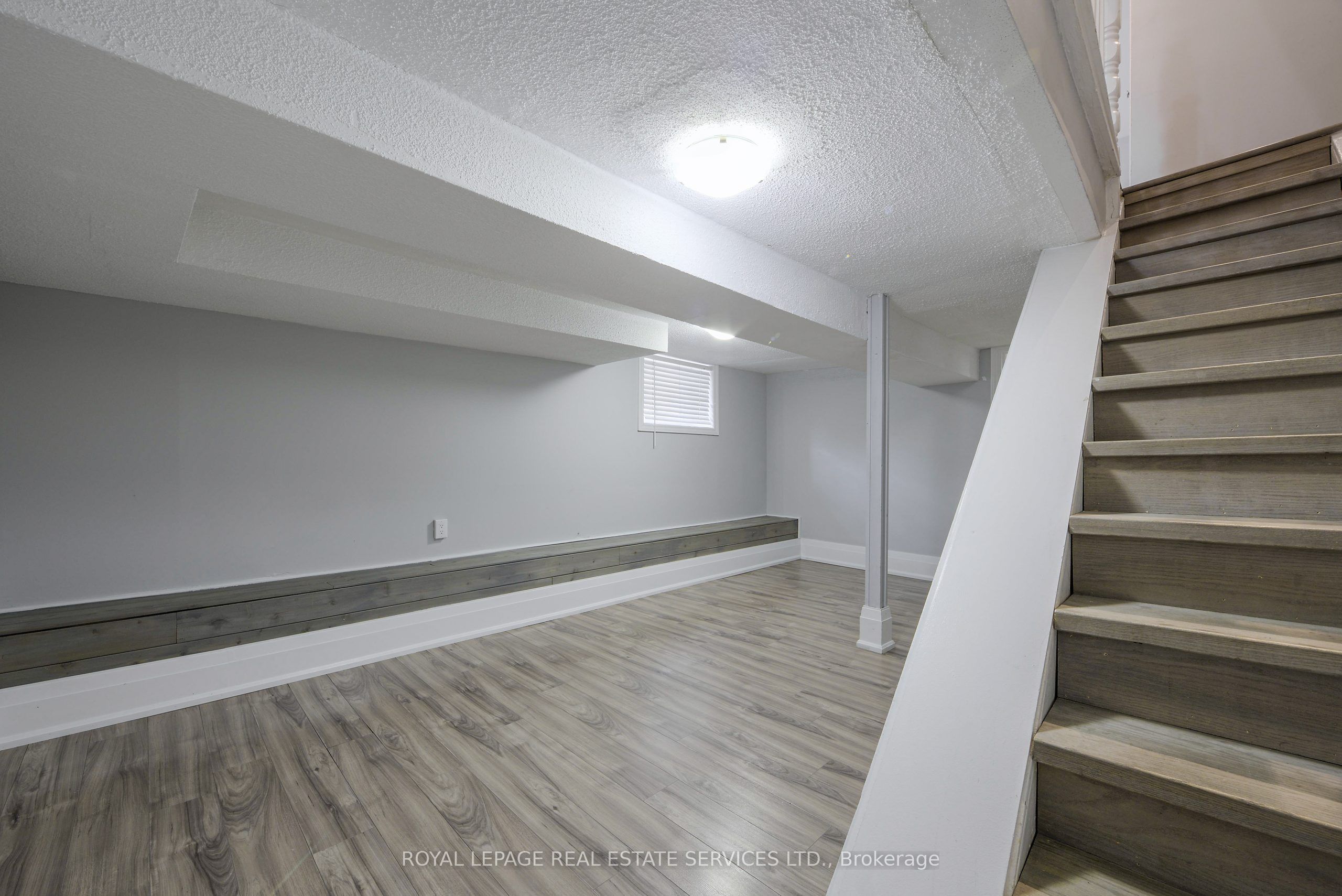271 Albany Avenue, #1