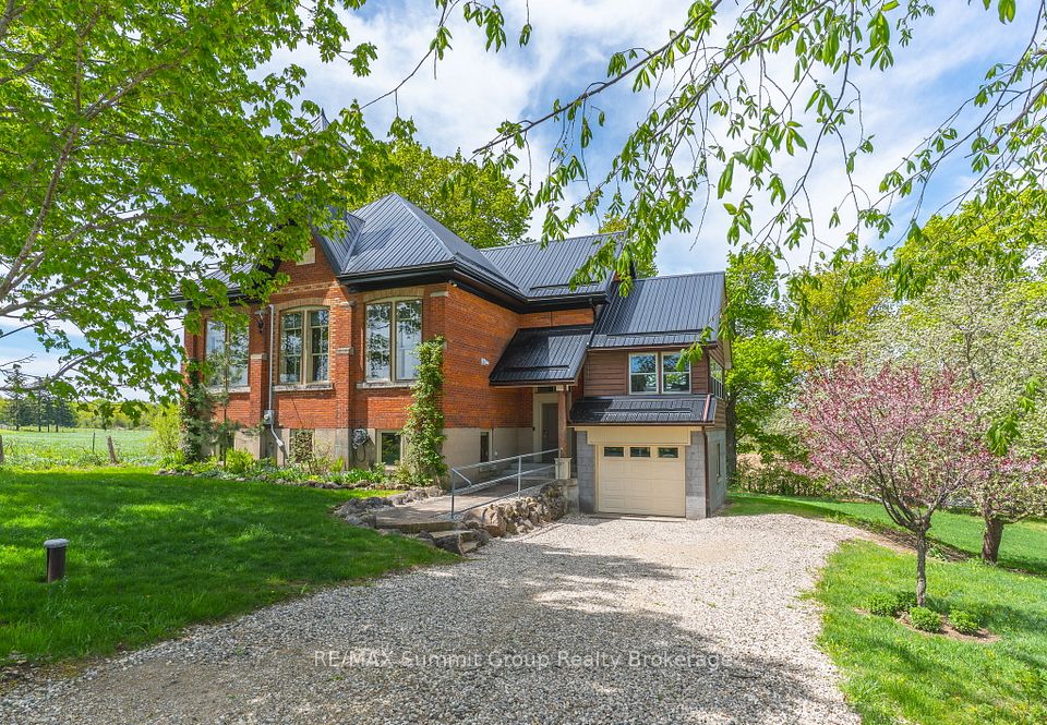 136630 Grey Road 12
