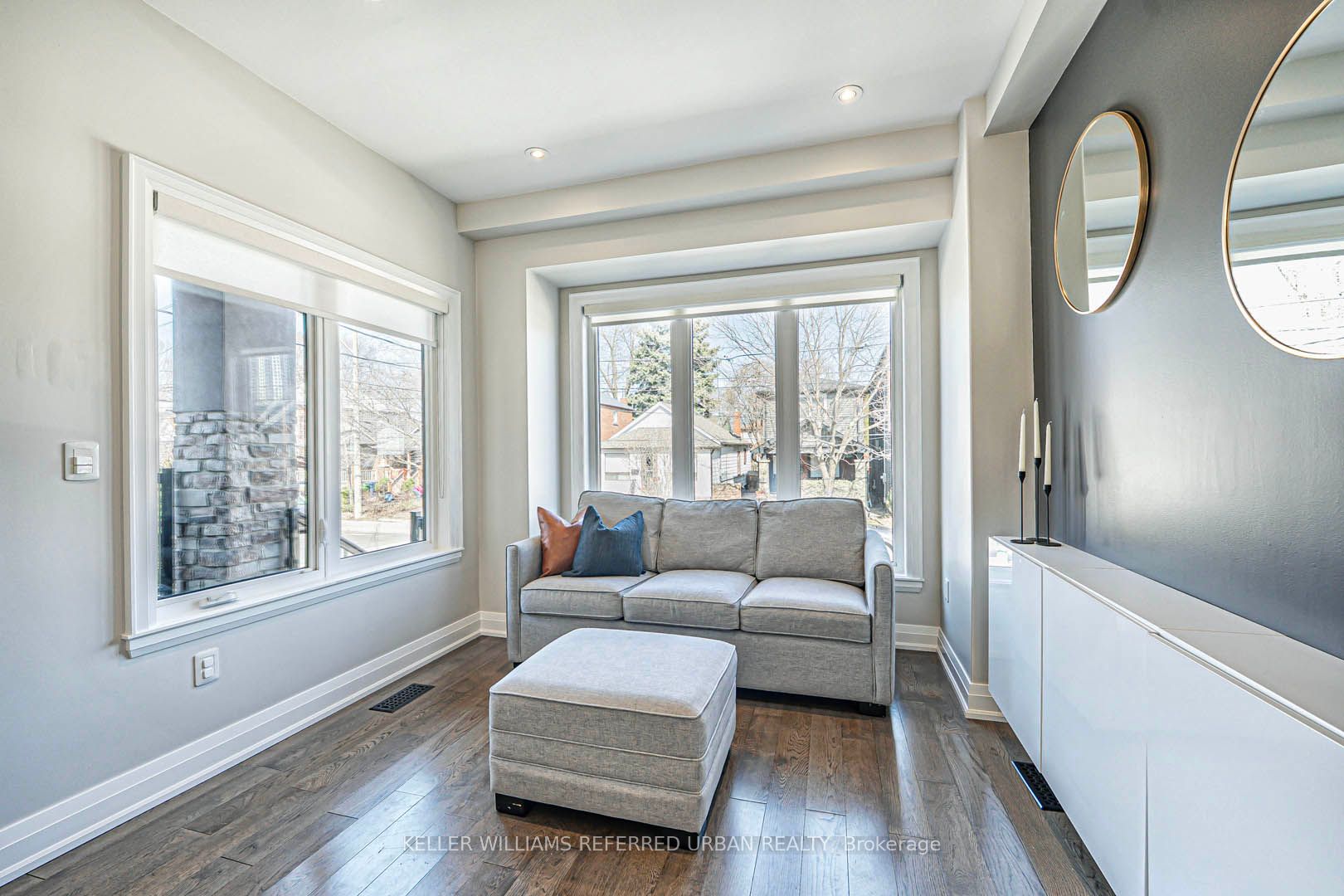 41 Doncaster Avenue, Toronto, ON M4C 1Y6